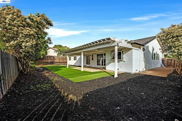 $1,099,000 | 186 Mt Wilson Way, Clayton, CA 94517