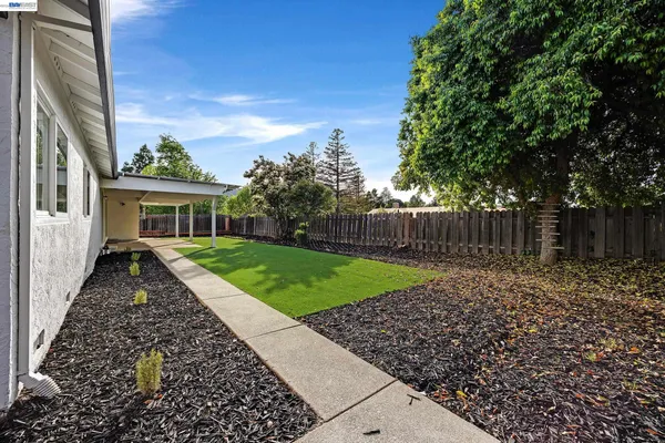 $1,099,000 | 186 Mt Wilson Way, Clayton, CA 94517