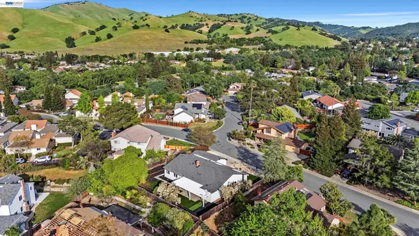 $1,099,000 | 186 Mt Wilson Way, Clayton, CA 94517