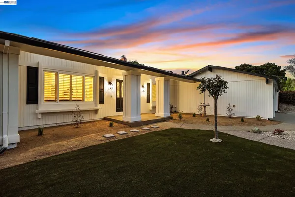 $1,099,000 | 186 Mt Wilson Way, Clayton, CA 94517