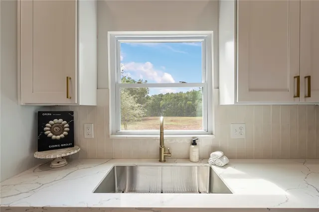 $399,900 | 212 Colonels Road, Pendleton, SC 29670