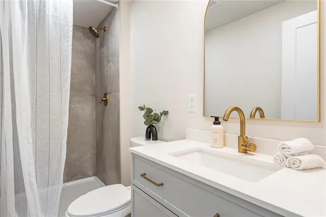 $399,900 | 212 Colonels Road, Pendleton, SC 29670