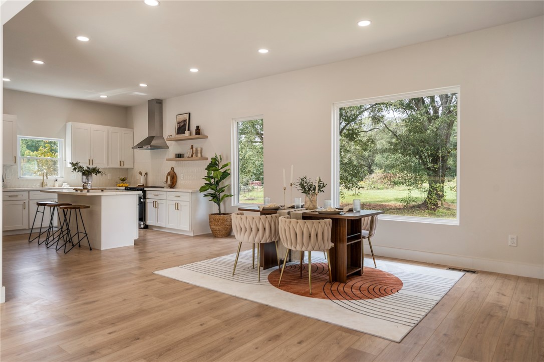 212 Colonels Road Pendleton, SC 29670 - Photo 9 of 48