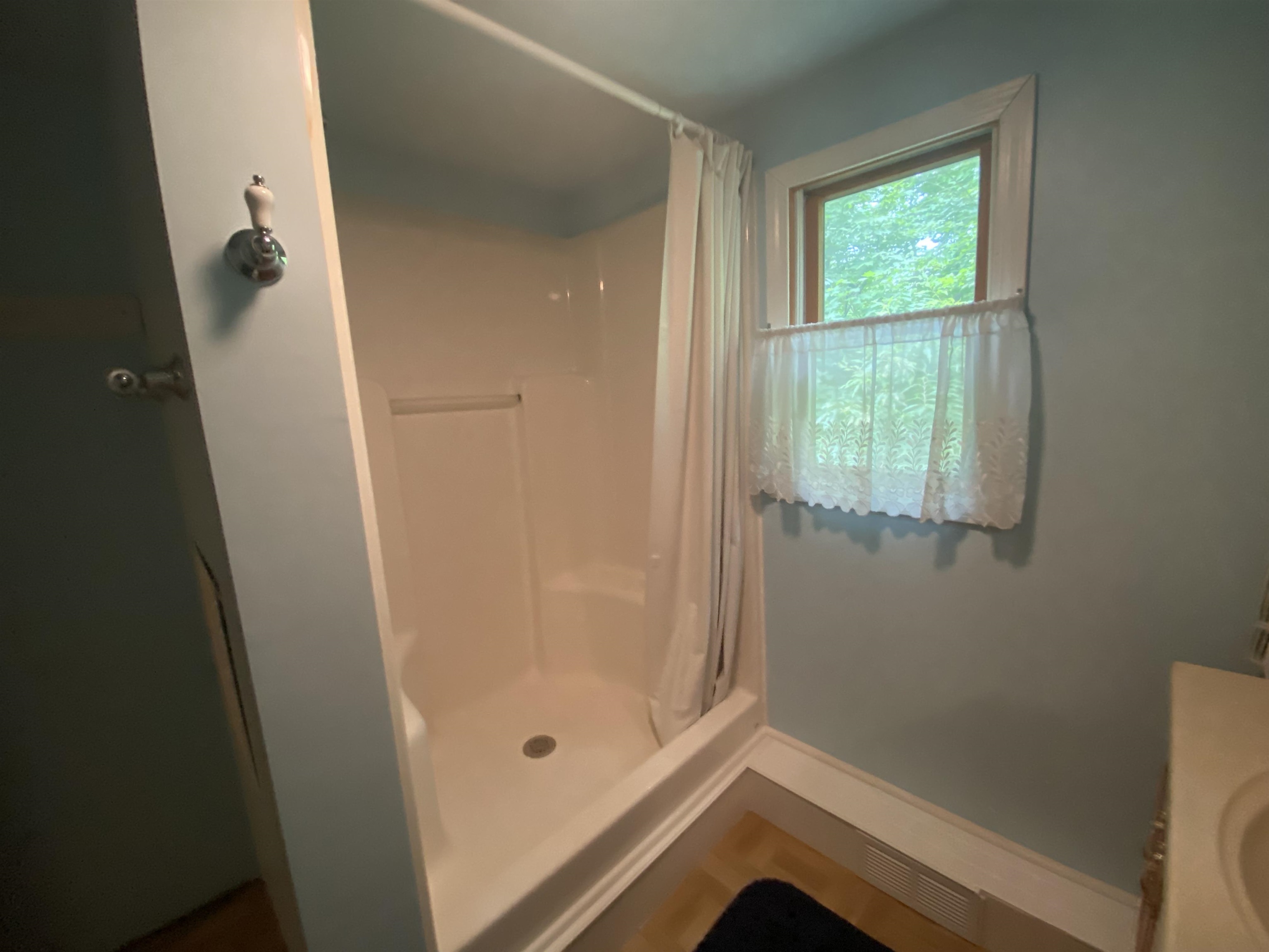 13 Sunnyside Road West Dover, VT 05356 - Photo 17 of 31 Gallery Image 17