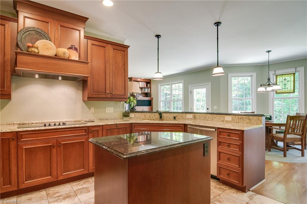 292 Big Tree Road High Point, NC 27265 - Photo 15 of 30 Gallery Image 15