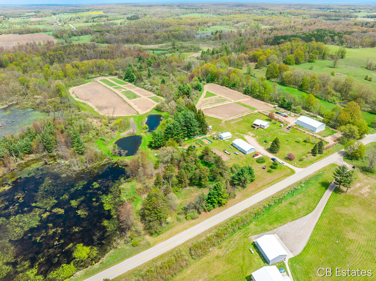 7147 East 6 Mile Road Big Rapids, MI 49307 - Photo 33 of 34