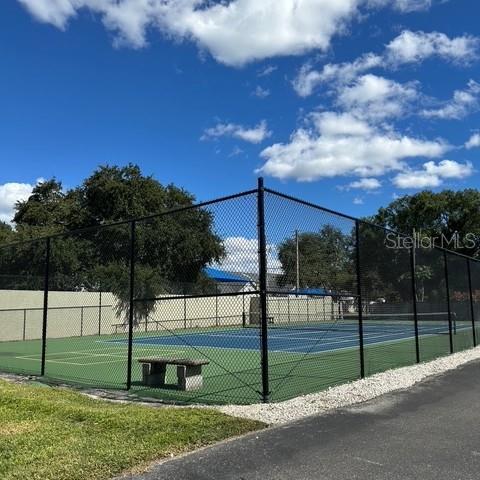 525 South Conway Road, Unit 51 Orlando, FL 32807 - Photo 18 of 18 a view of a park