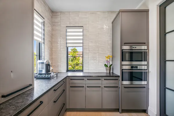 $3,499,000 | 411 Woodland Court, Glenview, IL 60025