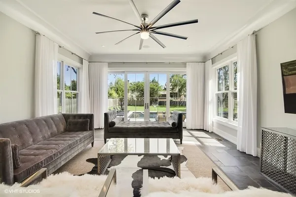 $3,499,000 | 411 Woodland Court, Glenview, IL 60025