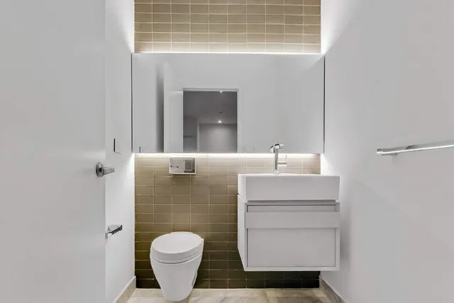 $999,900 | 100 Norfolk Street, Unit 1A | Lower East Side