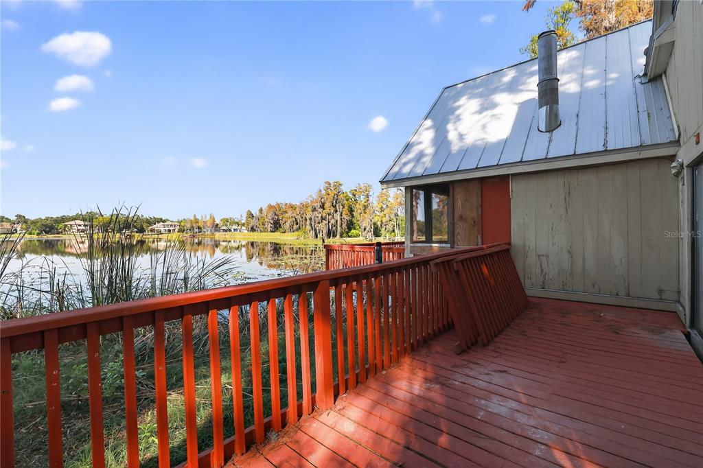 8111 North Mobley Road Odessa, FL 33556 - Photo 5 of 42 a view of city from a balcony