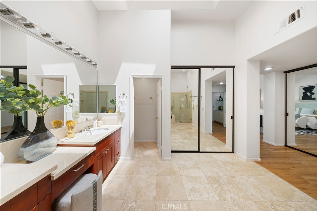 2 Saros, Unit 70 Irvine, CA 92603 - Photo 33 of 55