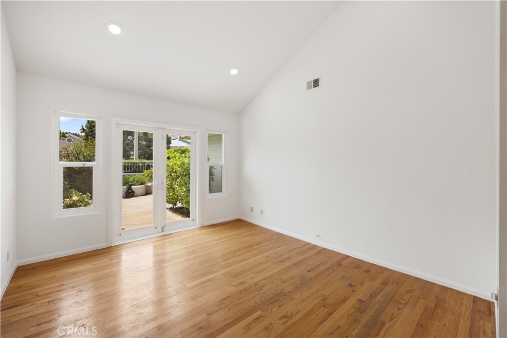 2 Saros, Unit 70 Irvine, CA 92603 - Photo 35 of 55