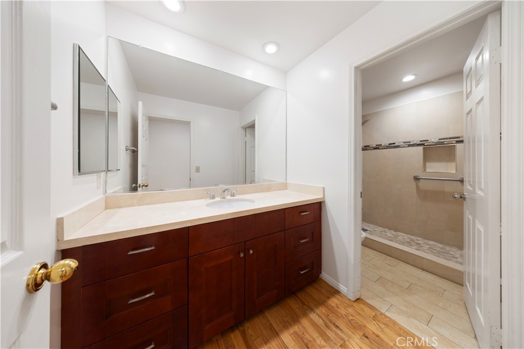 2 Saros, Unit 70 Irvine, CA 92603 - Photo 36 of 55