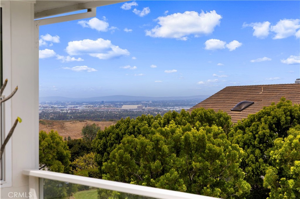 2 Saros, Unit 70 Irvine, CA 92603 - Photo 45 of 55