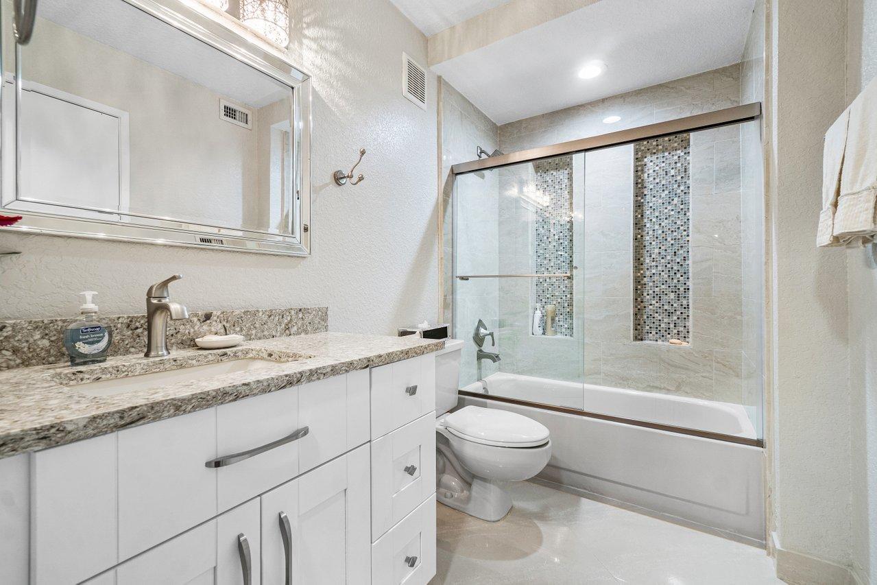 18880 Jolson Avenue, Unit 2 Boca Raton, FL 33496 - Photo 13 of 16 Bath