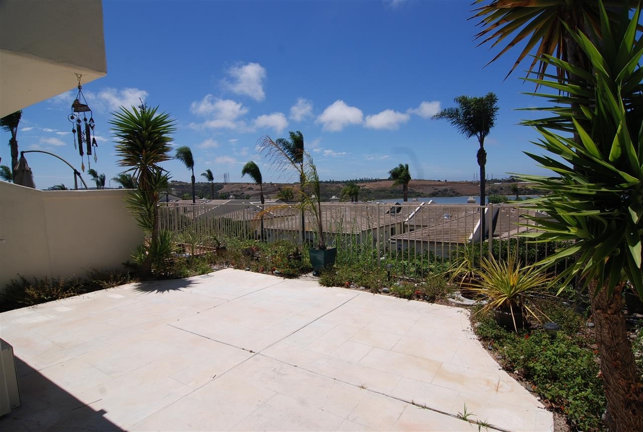 4809 Windjammer Way Carlsbad, CA 92008 - Photo 5 of 24