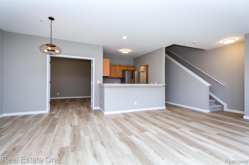 1429 Raliegh Place Troy, MI 48084 - Photo 13 of 47