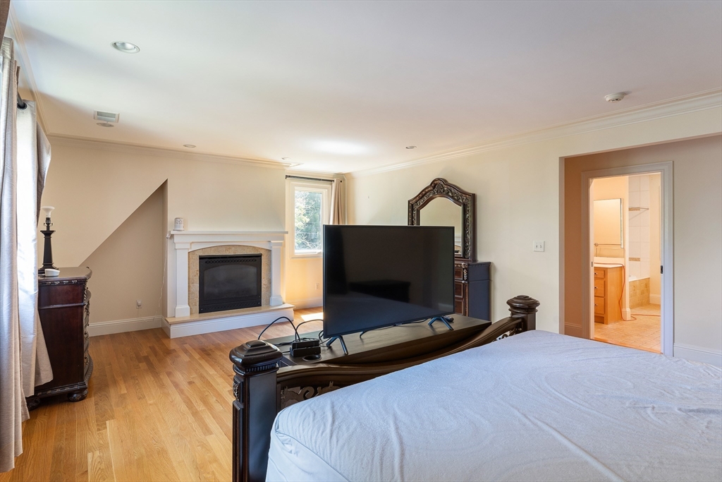 103 Levbert Road, Unit 103 Newton, MA 02459 - Photo 29 of 39