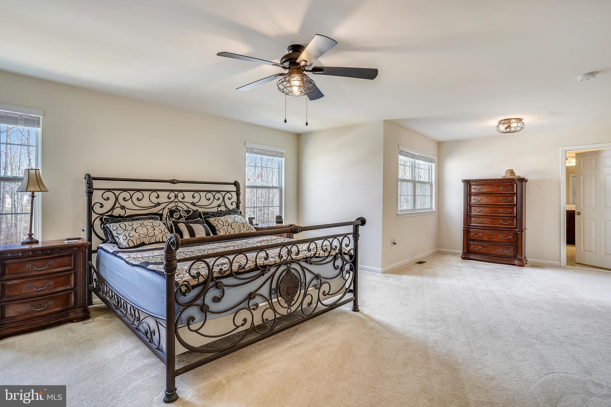 16063 Crossed Talons Road Woodbridge, VA 22193 - Photo 36 of 84 Gallery Image 36