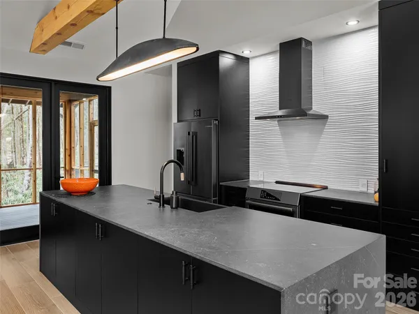 $1,599,000 | 80 Hemlock Circle, Black Mountain, NC 28711