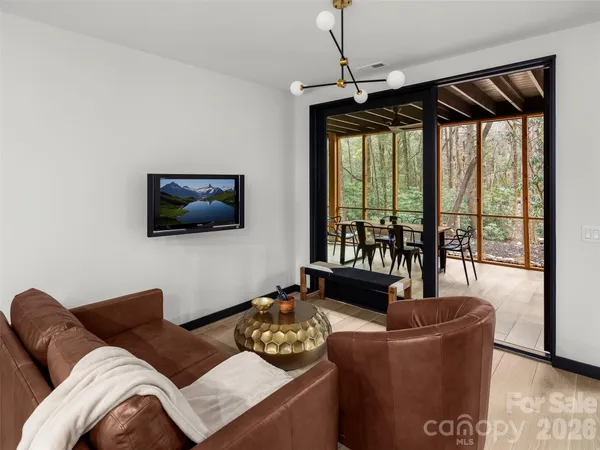 $1,599,000 | 80 Hemlock Circle, Black Mountain, NC 28711