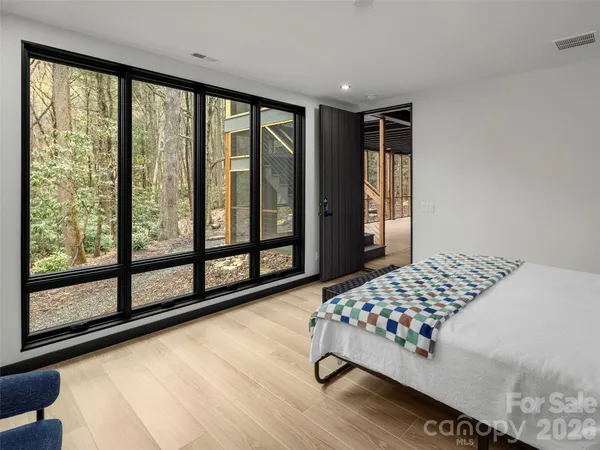 $1,599,000 | 80 Hemlock Circle, Black Mountain, NC 28711