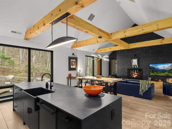 $1,599,000 | 80 Hemlock Circle, Black Mountain, NC 28711