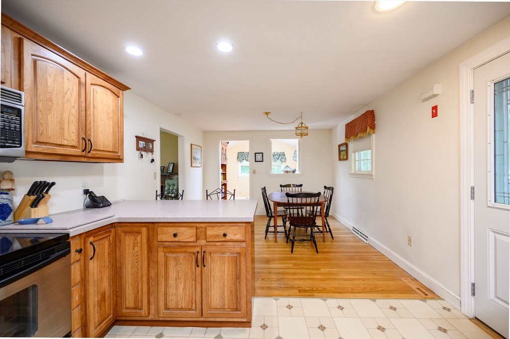 18 Perkins Road Pembroke, MA 02359 - Photo 13 of 36 Gallery Image 13