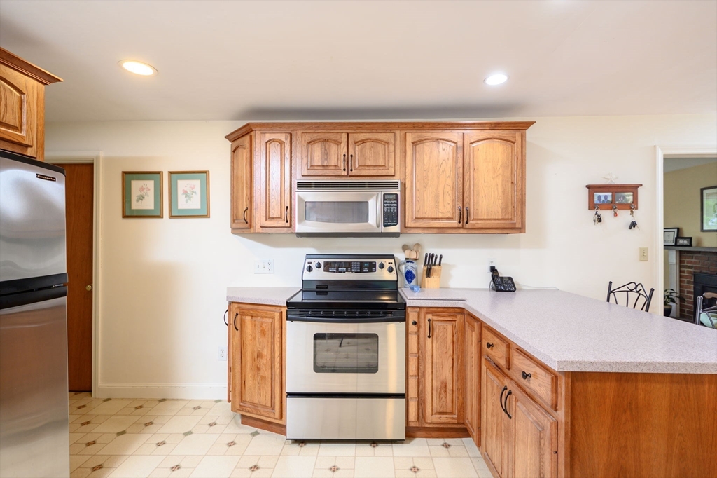 18 Perkins Road Pembroke, MA 02359 - Photo 15 of 36 Gallery Image 15