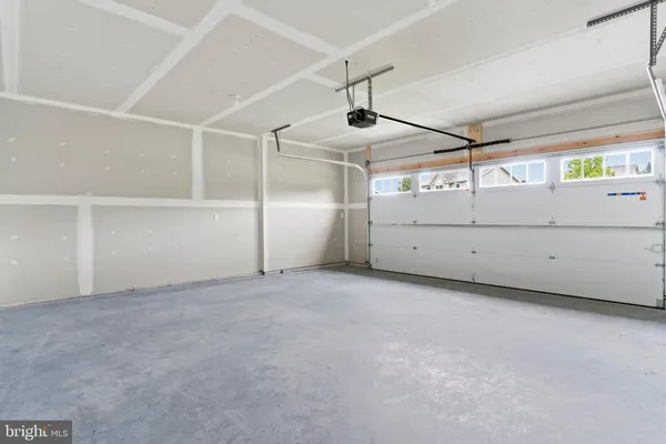 a view of a garage room