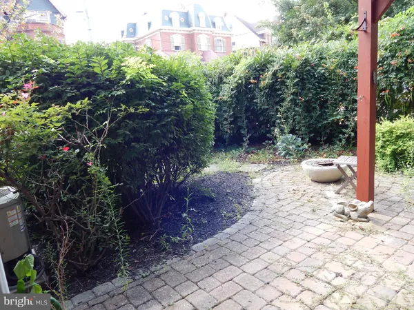 a view of a outdoor space with garden view