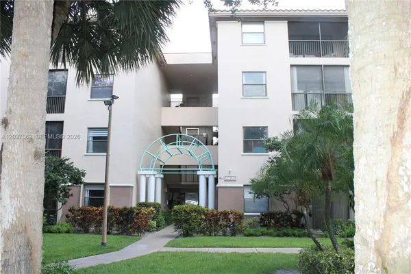 $250,000 | 4400 Northwest 30th Street, Unit 326, Coconut Creek, FL 33066