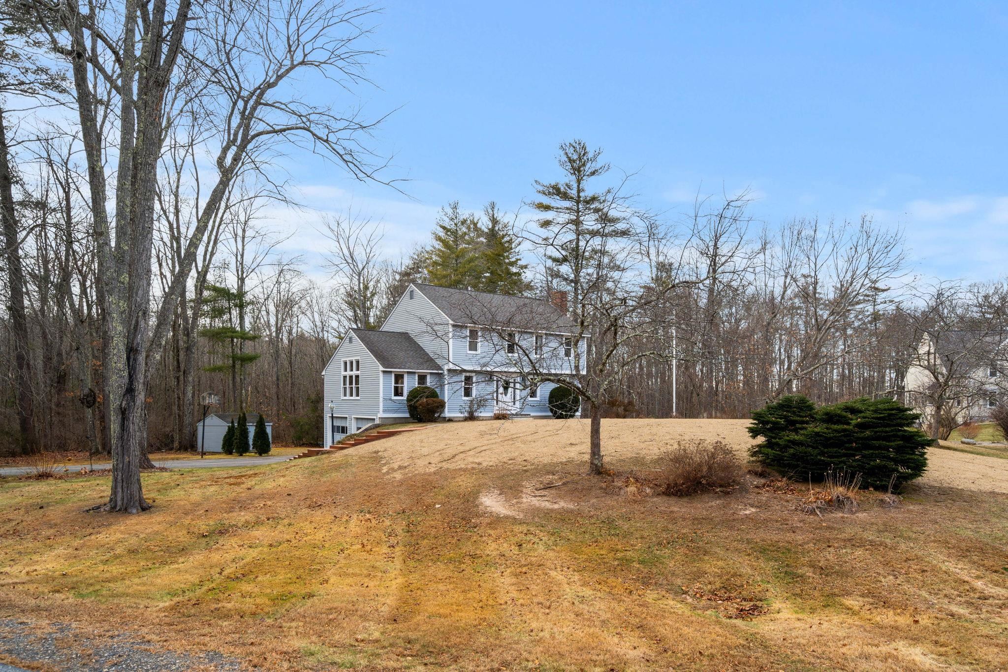 44 Dumbarton Oaks Road Stratham, NH 03885 - Photo 2 of 7 Gallery Image 2