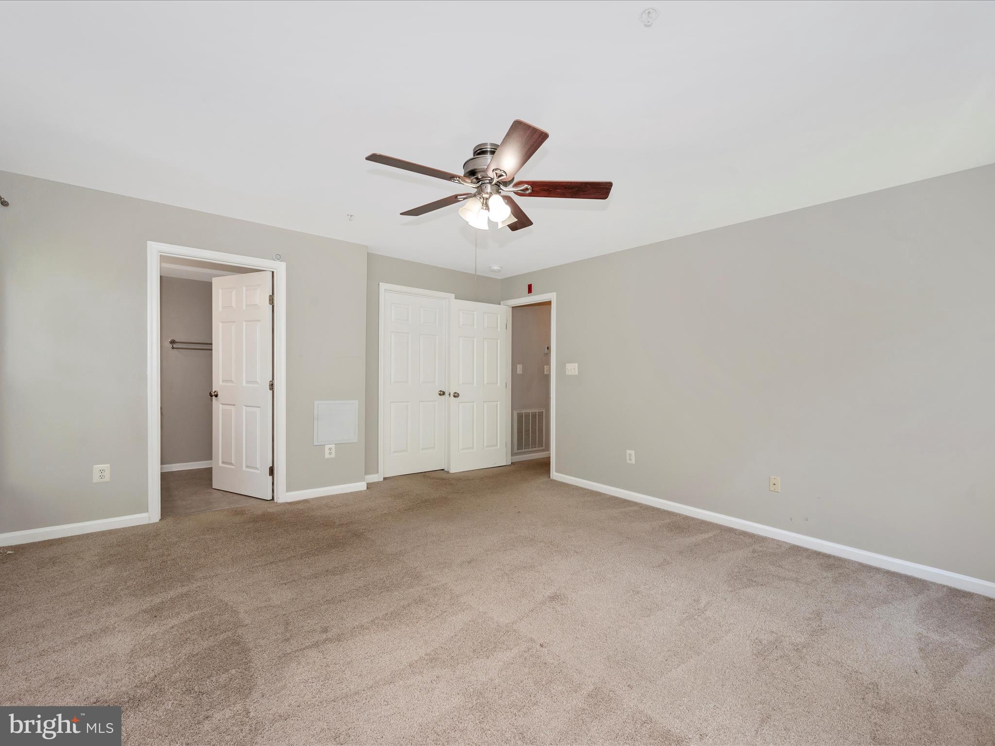 25910 Ridge Manor Drive, Unit 1000G Damascus, MD 20872 - Photo 26 of 41 Primary Bedroom