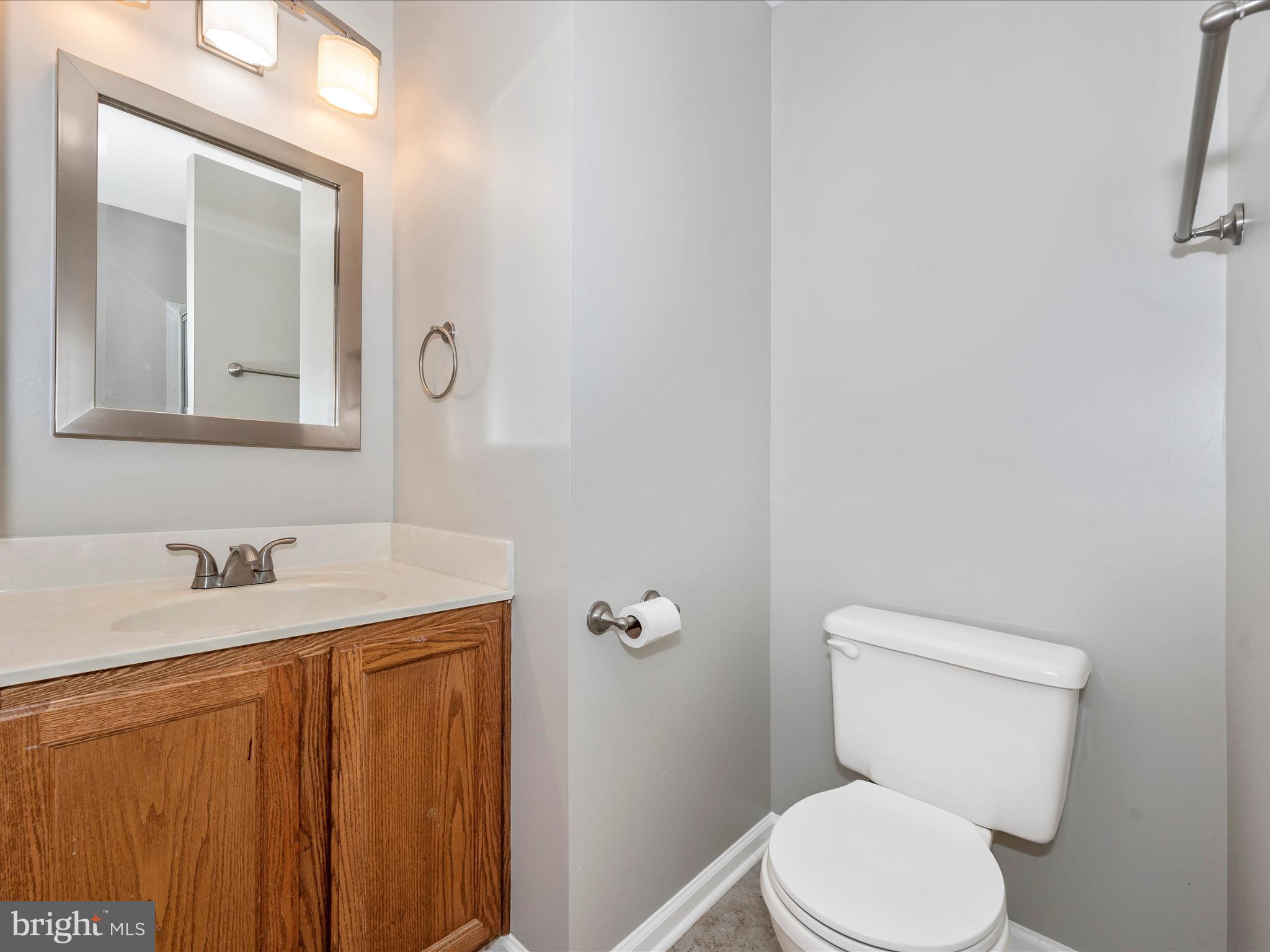 25910 Ridge Manor Drive, Unit 1000G Damascus, MD 20872 - Photo 33 of 41 Bathroom