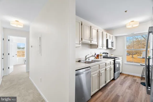 $245,000 | 3847 Shadywood Drive, Unit 2D, Jefferson, MD 21755