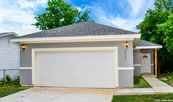 $2,100 | 222 East Lindbergh Boulevard, Universal City, TX 78148