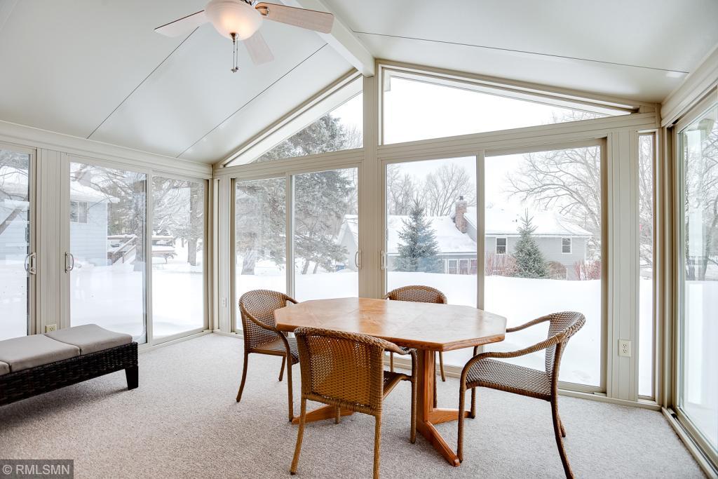 1288 Raspberry Court Eagan, MN 55123 - Photo 14 of 26