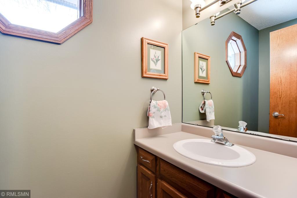 1288 Raspberry Court Eagan, MN 55123 - Photo 16 of 26