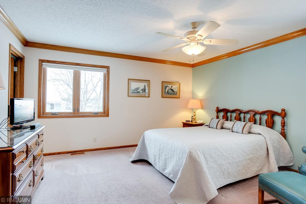 1288 Raspberry Court Eagan, MN 55123 - Photo 17 of 26