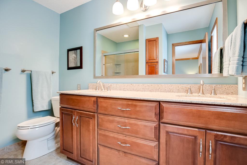 1288 Raspberry Court Eagan, MN 55123 - Photo 19 of 26