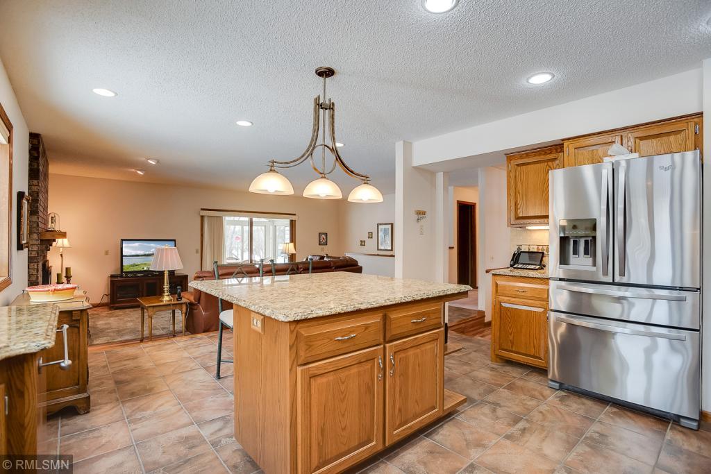 1288 Raspberry Court Eagan, MN 55123 - Photo 10 of 26