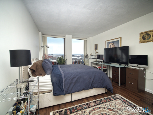 1 Gold Street, Unit 12G Hartford, CT 06103 - Photo 6 of 7 bedroom