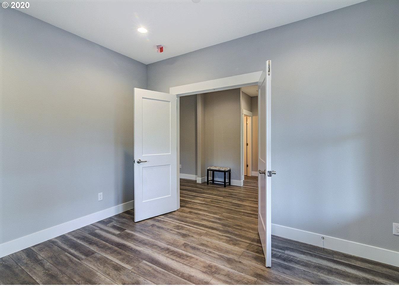 101 Northwest 233rd Street Ridgefield, WA 98642 - Photo 5 of 32 Den/Office