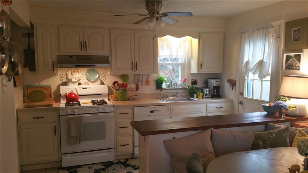 5526 Baptist Road Whitehall, PA 15234 - Photo 3 of 17 Gallery Image 3