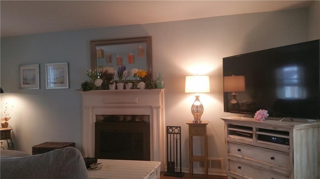 5526 Baptist Road Whitehall, PA 15234 - Photo 6 of 17 Gallery Image 6