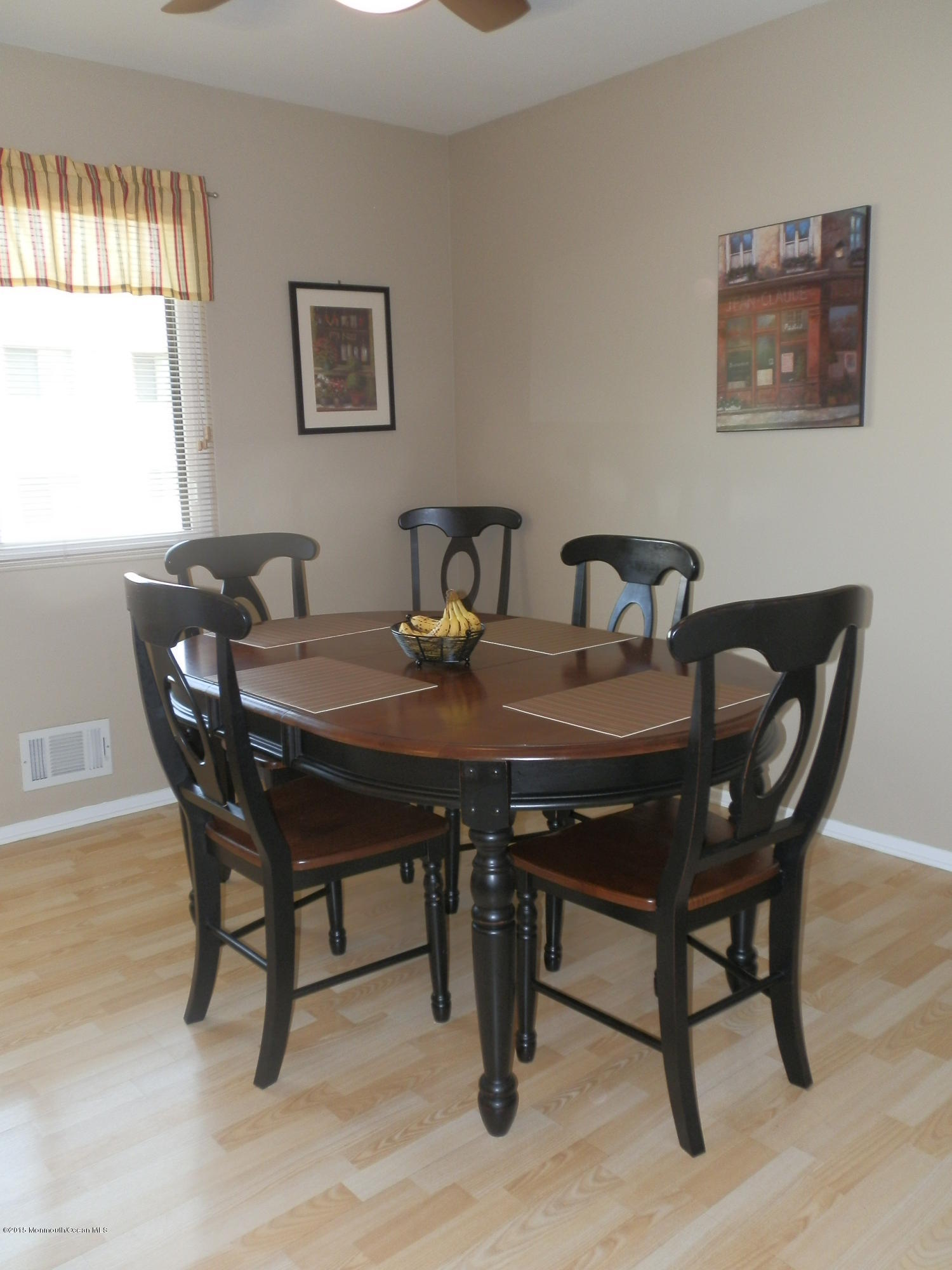 423 Middlewood Road Middletown, NJ 07748 - Photo 9 of 24 a view of a dining room with furniture