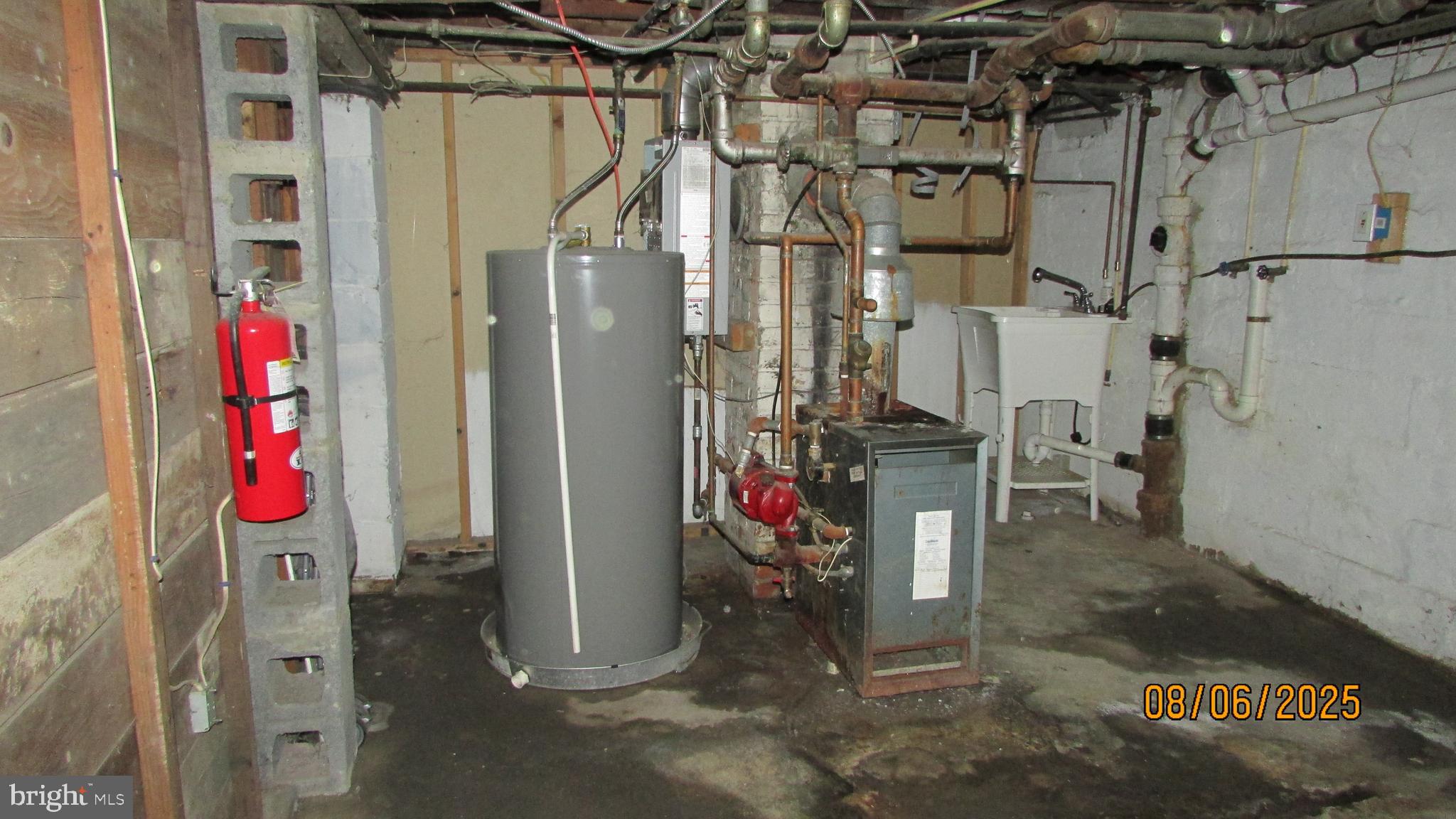 4724 Branchville Road College Park, MD 20740 - Photo 37 of 41 a view of a room with a lot of stuff