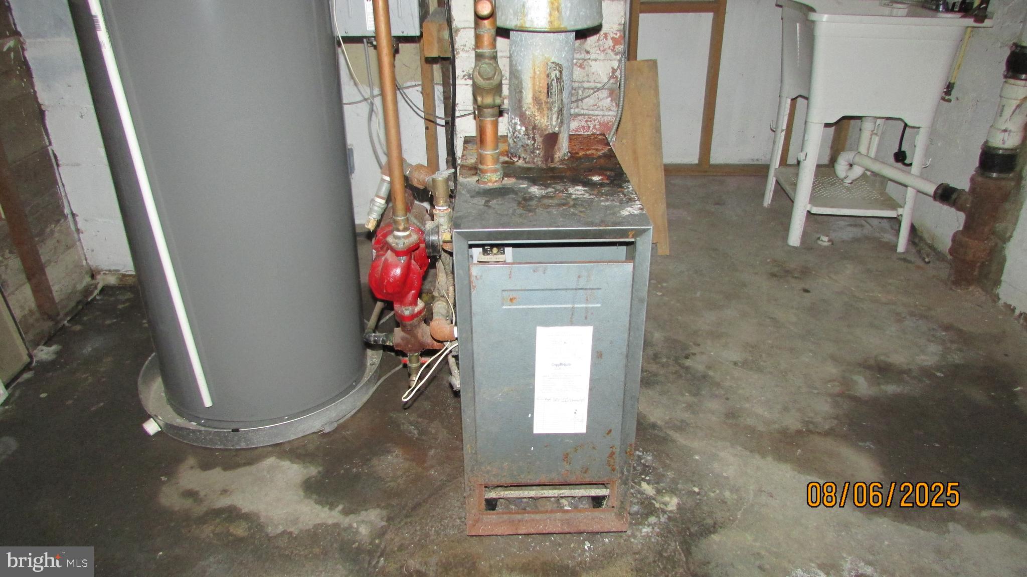 4724 Branchville Road College Park, MD 20740 - Photo 38 of 41